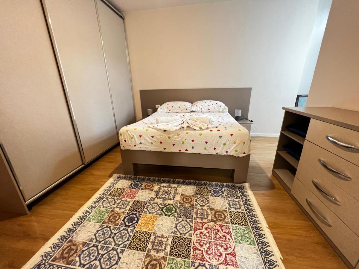 City Centre Apartments Tiranë Eksteriør bilde